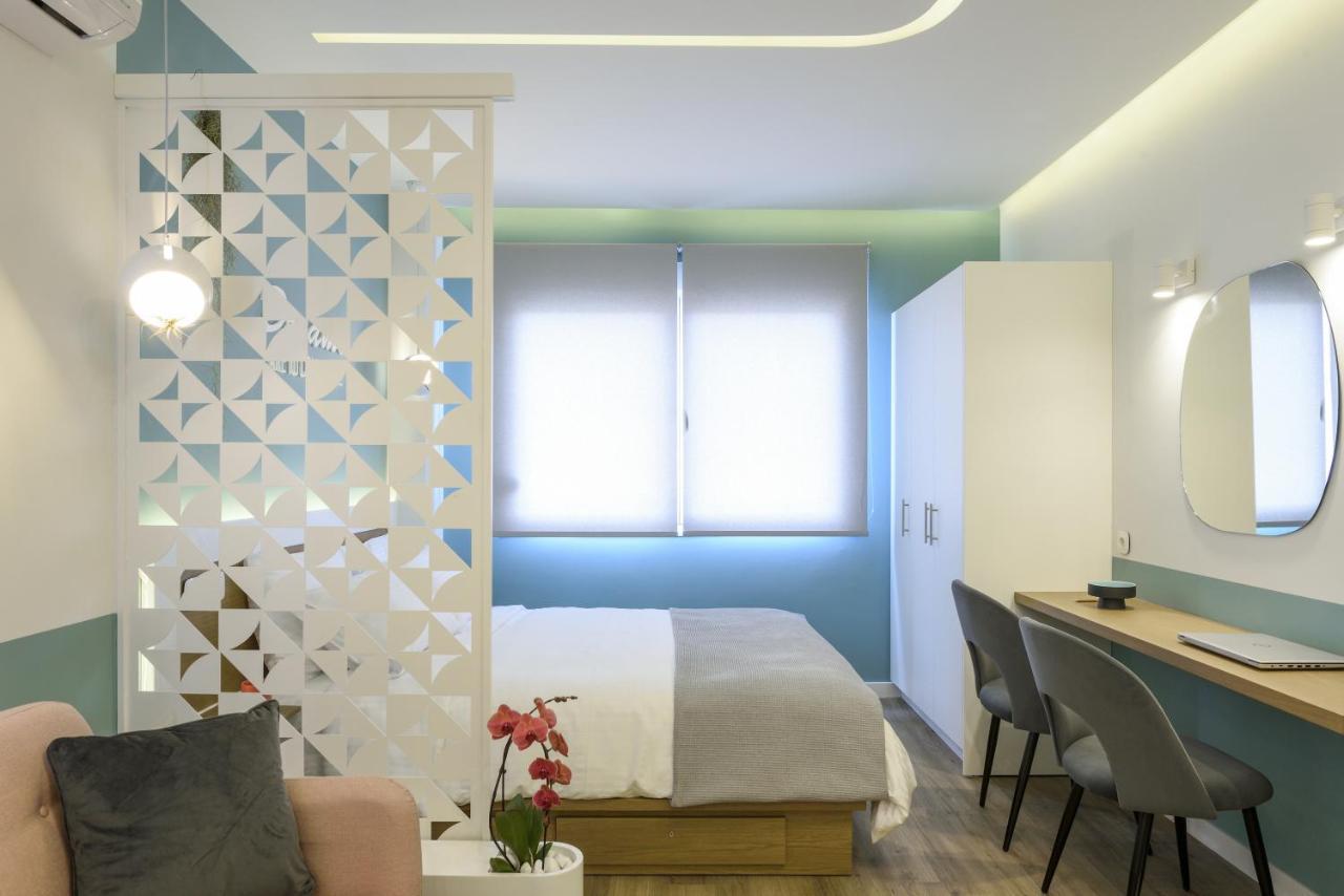 Τhe Half Root Suite In The Heart Of City Center Salonic Exterior foto