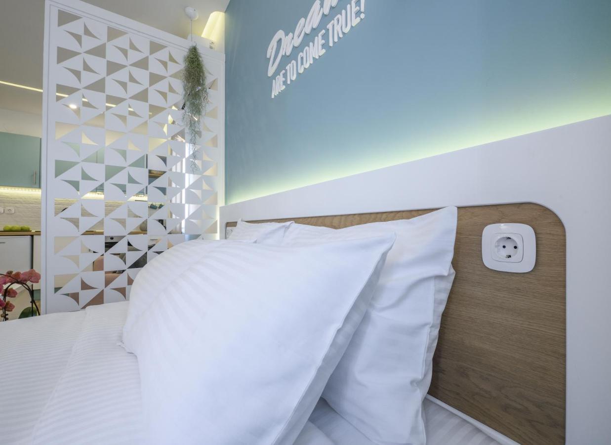 Τhe Half Root Suite In The Heart Of City Center Salonic Exterior foto
