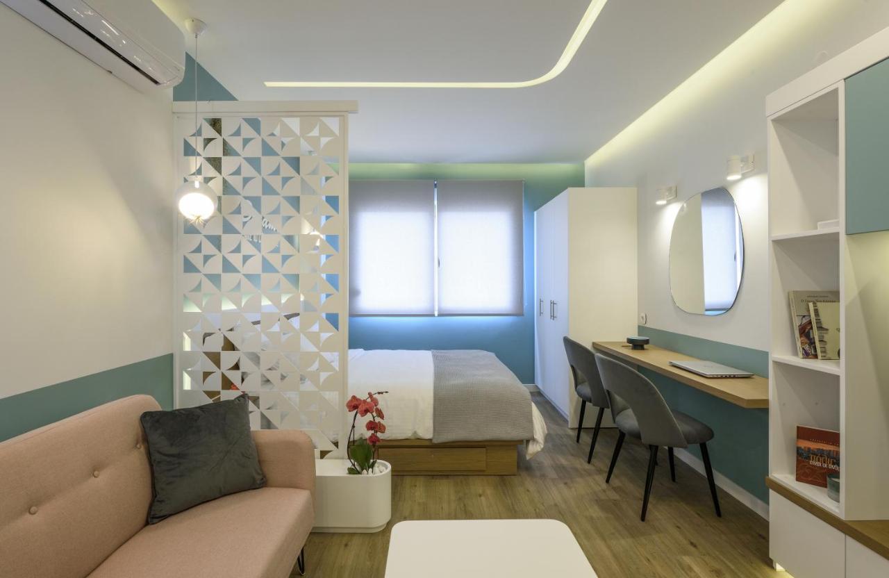 Τhe Half Root Suite In The Heart Of City Center Salonic Exterior foto