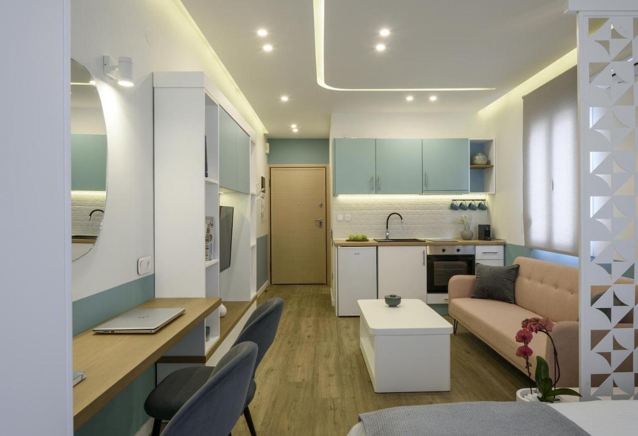 Τhe Half Root Suite In The Heart Of City Center Salonic Exterior foto